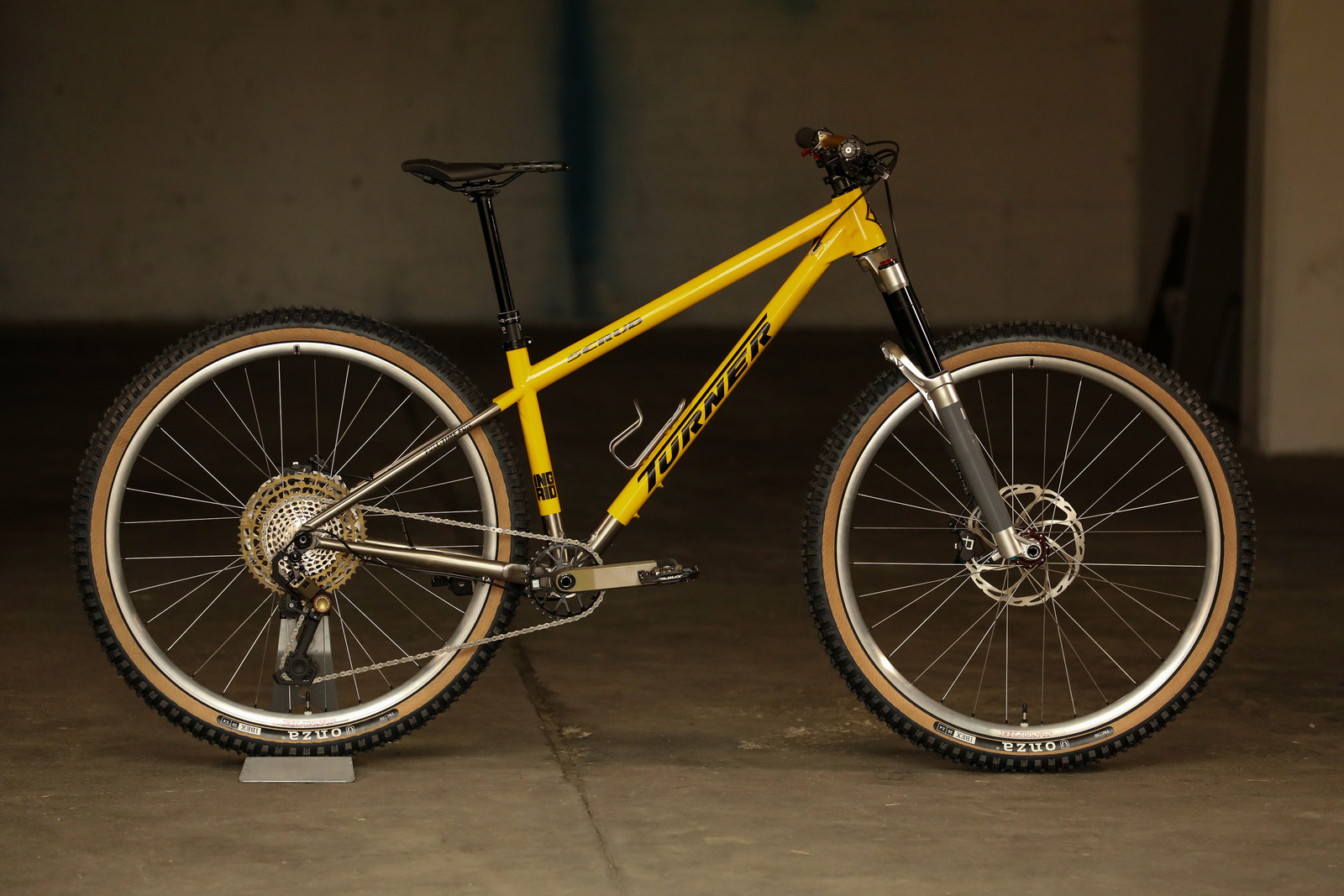 TURNER SCRUB 2024 built by Flowrider Racing